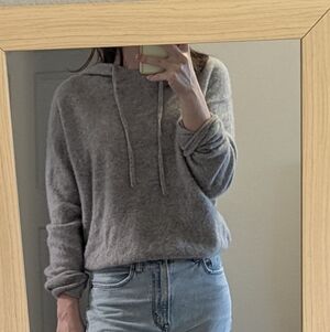 Caara Women's Soft Gray Hoodie